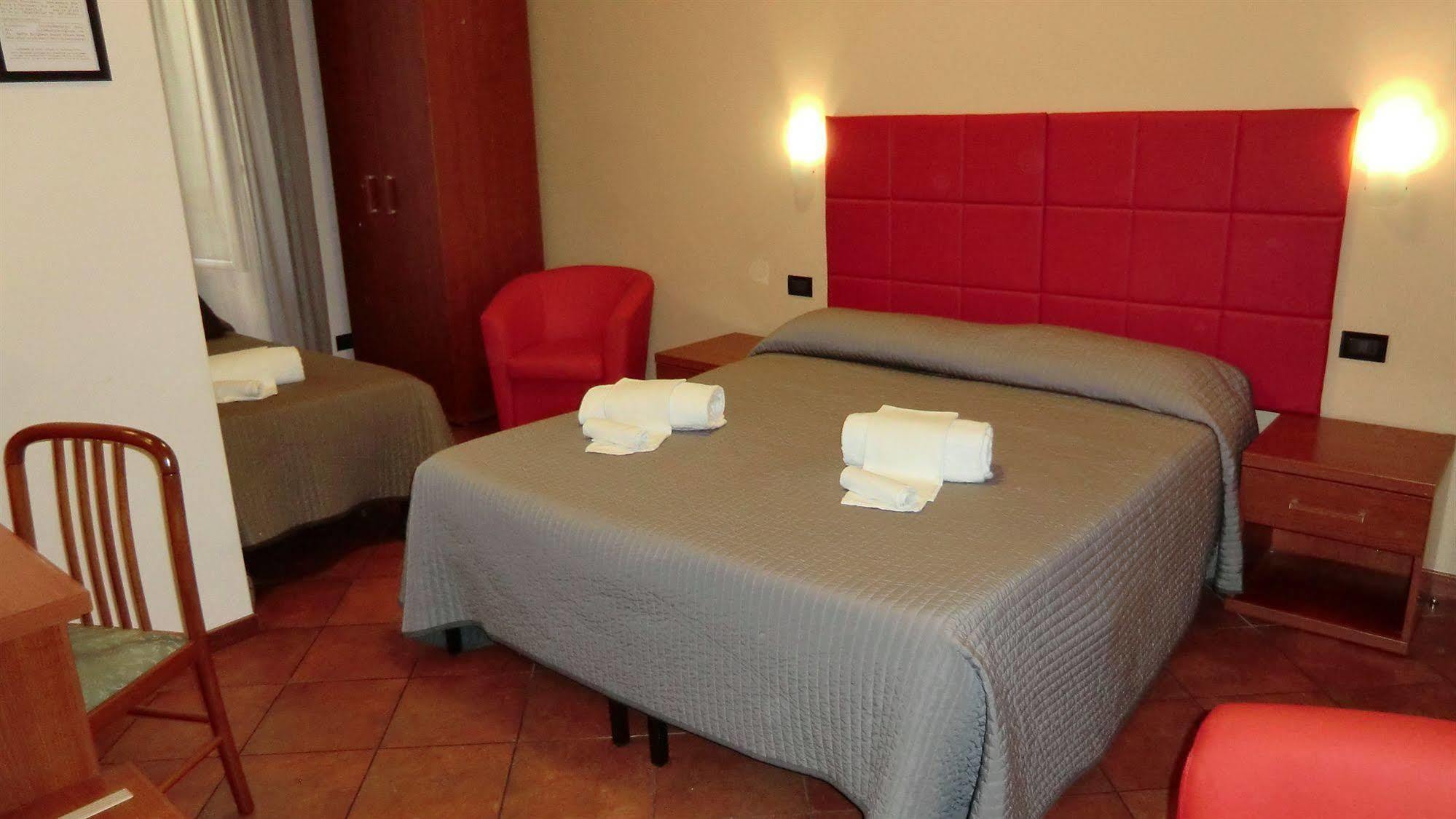 Colosseo Relais Ρώμη Εξωτερικό φωτογραφία